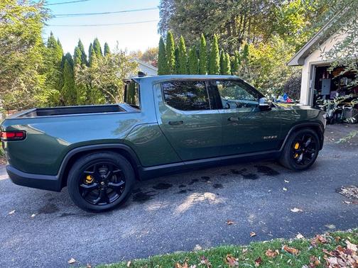 Green 2023 Rivian R1T Adventure Quad-Motor Large Package