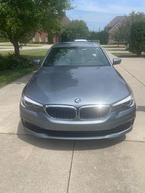 Gray 2018 BMW 530e xDrive iPerformance