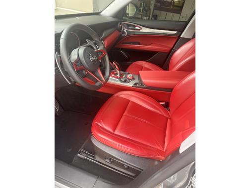 2018 Alfa Romeo Stelvio Sport