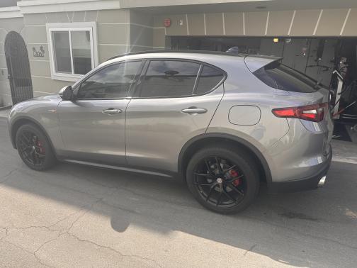 2018 Alfa Romeo Stelvio Sport