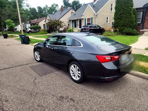 Gray 2017 Chevrolet Malibu 1LT