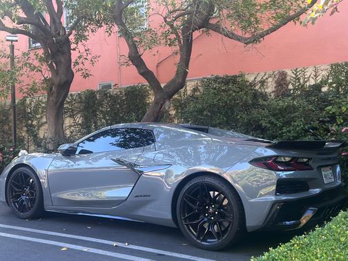 2024 Chevrolet Corvette Z06 w/2LZ