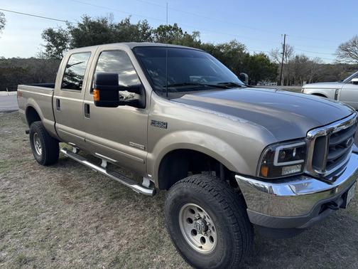 2003 Ford F-250 Lariat Crew Cab Super Duty
