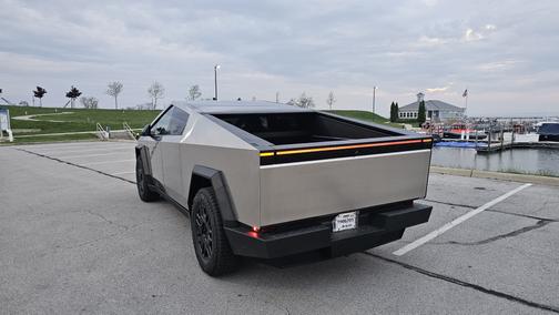 2024 Tesla Cybertruck AWD