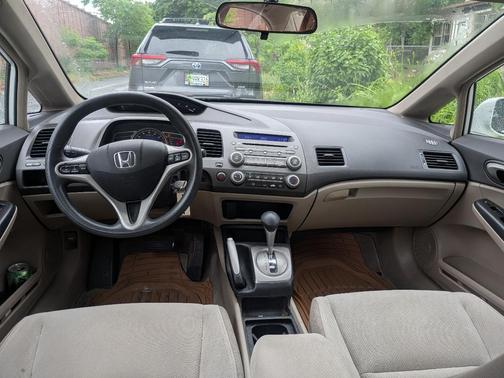 White 2010 Honda Civic EX