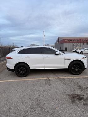 White 2022 Jaguar F-PACE P250 S