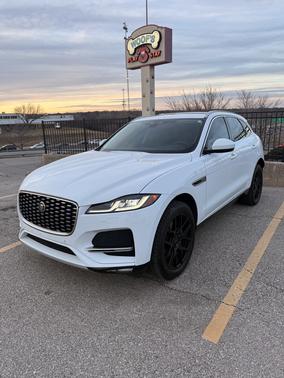 White 2022 Jaguar F-PACE P250 S