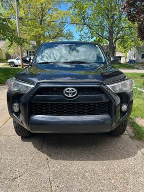 Black 2017 Toyota 4Runner SR5