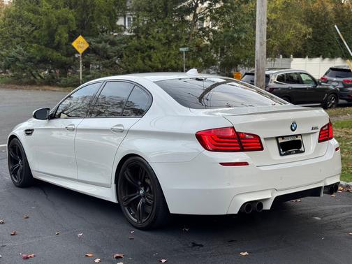 2015 BMW M5 Base