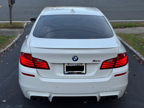 2015 BMW M5 Base