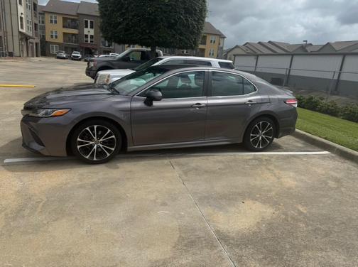 Gray 2020 Toyota Camry SE