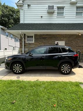 2023 Toyota Corolla Cross Hybrid SE