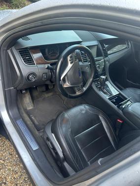 2014 Ford Taurus Limited