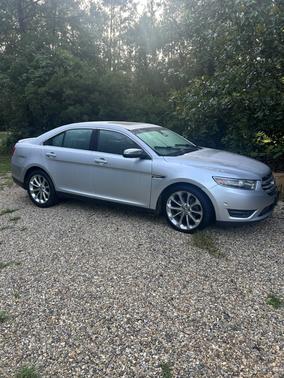 2014 Ford Taurus Limited