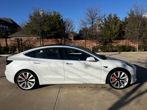 2019 Tesla Model 3 Performance