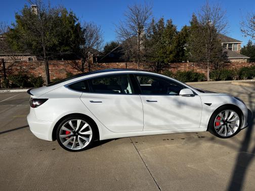2019 Tesla Model 3 Performance