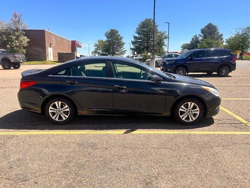 Blue 2013 Hyundai SONATA GLS
