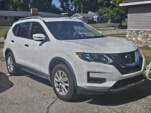2020 Nissan Rogue SV