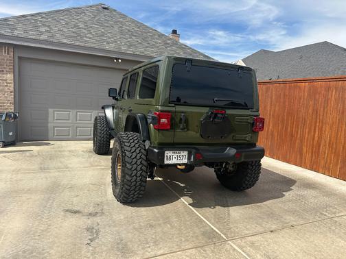 Green 2021 Jeep Wrangler Unlimited Rubicon 392