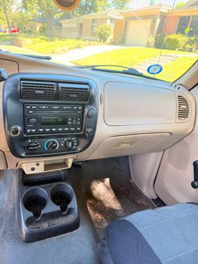 Black 2001 Ford Ranger XLT SuperCab
