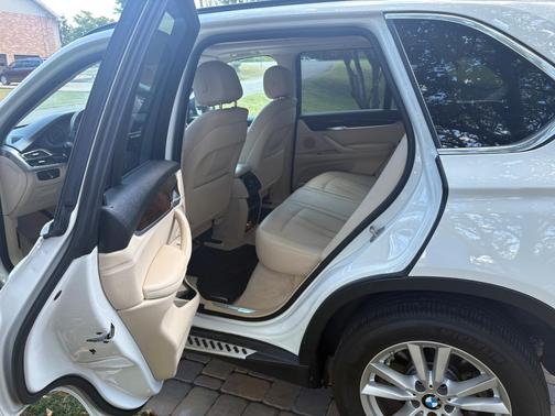 White 2015 BMW X5 xDrive35i