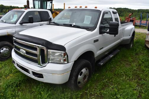 2006 Ford F-350 XLT SuperCab Super Duty