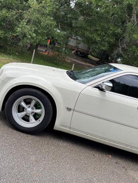 Beige 2005 Chrysler 300C Base