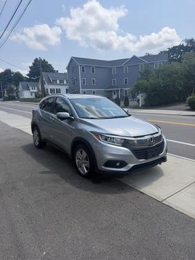 Silver 2019 Honda HR-V EX