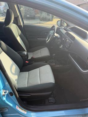 2015 Toyota Prius c Four