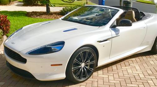 2012 Aston Martin Virage Base