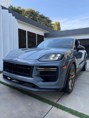 Gray 2025 Porsche Cayenne Cayenne Turbo GT