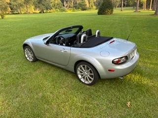 Silver 2006 Mazda MX-5 Miata Grand Touring