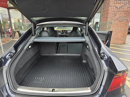 Blue 2016 Audi S7 4.0T