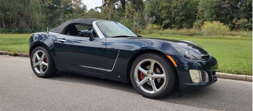 2008 Saturn Sky Red Line