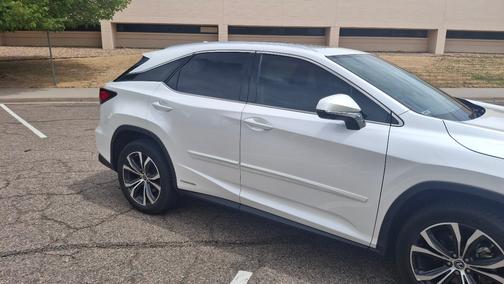 White 2022 Lexus RX 450h Base