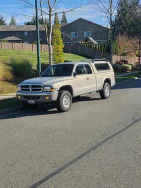 Silver 1999 Dodge Dakota SLT Club Cab