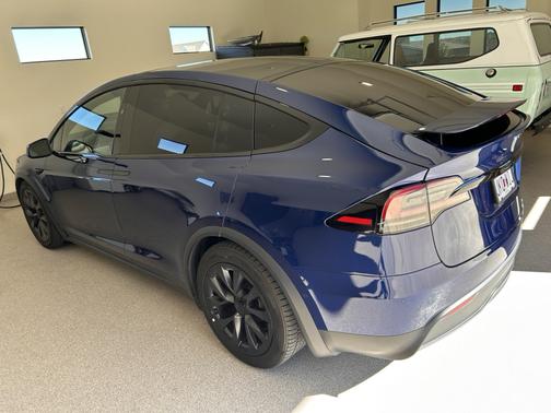 Blue 2022 Tesla Model X Long Range