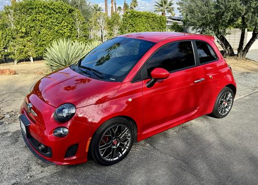 2015 FIAT 500 Abarth