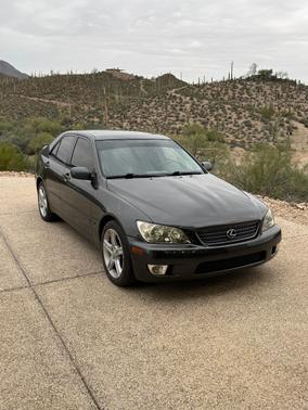 Gray 2001 Lexus IS 300 Base