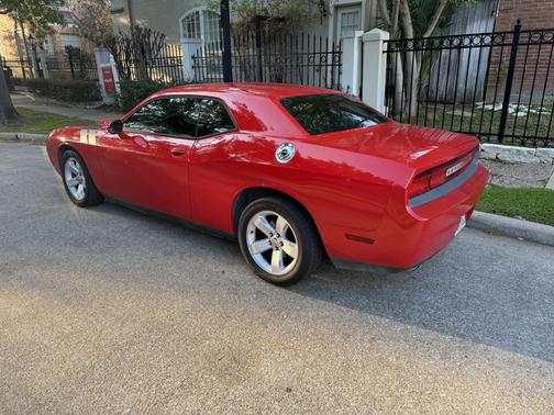 2014 Dodge Challenger SXT