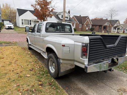 1995 Ford F-350 XL Crew Cab