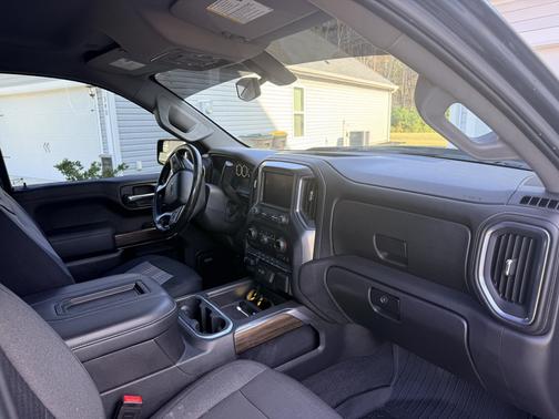 2020 Chevrolet Silverado 1500 RST