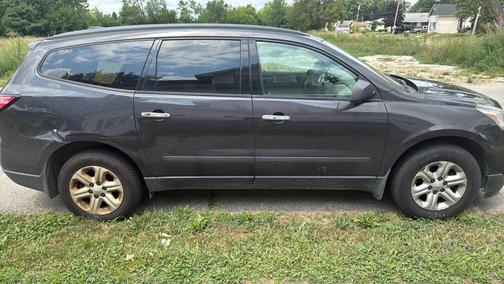 Black 2016 Chevrolet Traverse LS
