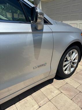 Silver 2019 Ford Fusion Hybrid SEL