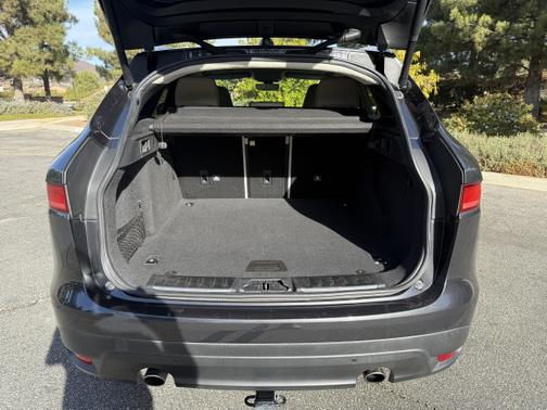 2020 Jaguar F-PACE 25t R-Sport