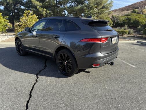 2020 Jaguar F-PACE 25t R-Sport