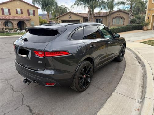2020 Jaguar F-PACE 25t R-Sport
