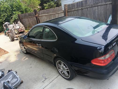 Black 1999 Mercedes-Benz CLK-Class 430
