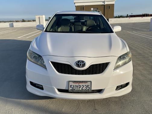 Photo 3 of 11 of 2007 Toyota Camry SE V6