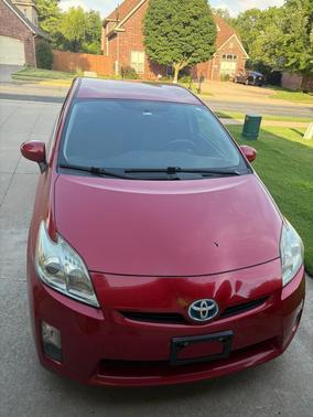 Red 2011 Toyota Prius II